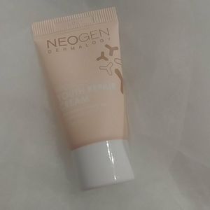 🍭5/$25 Youth Repair Cream